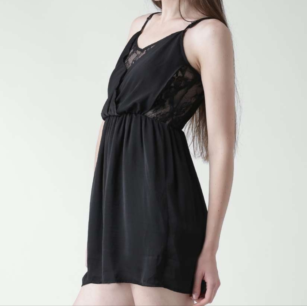 Forever 21 Black Lace Dress